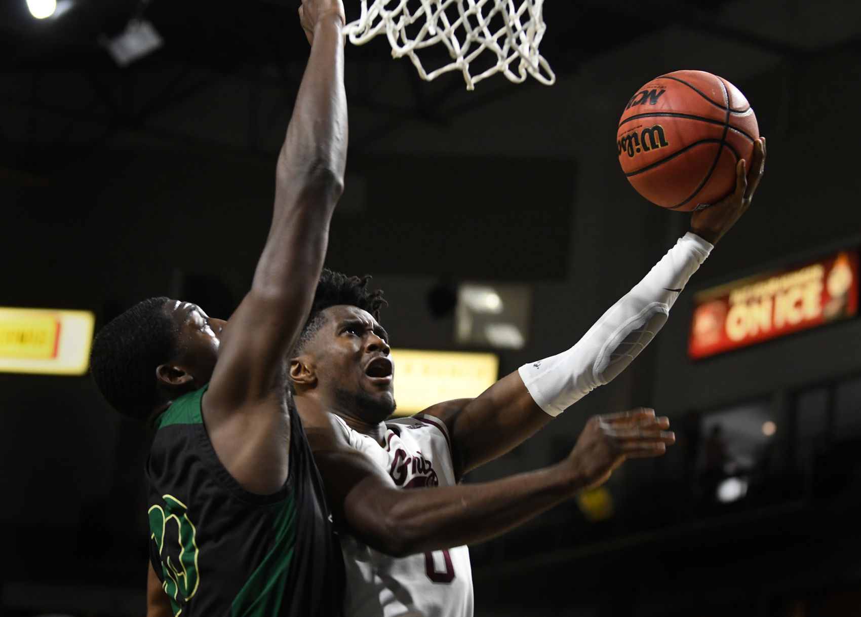 031519 montana v sac state11 kw.jpg